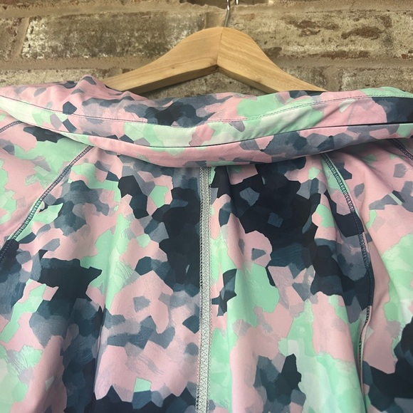 Lululemon Go the Distance Jacket in Clouded Dreams Multi - Picture 7 of 9